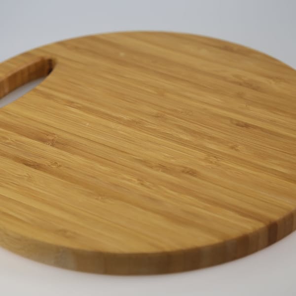 Round bamboo chopping board