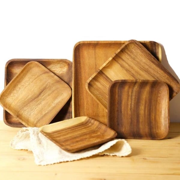 KAISEKI acacia wood plates