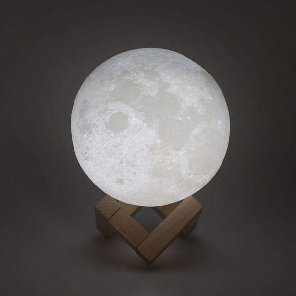 LUNA JD dimmable LED lamp