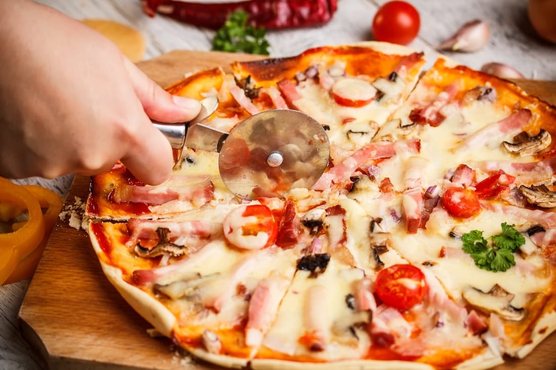OBELIX stainless steel pizza cutter, view 2