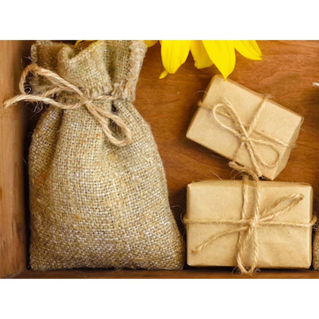 SACO natural jute hessian, view 5